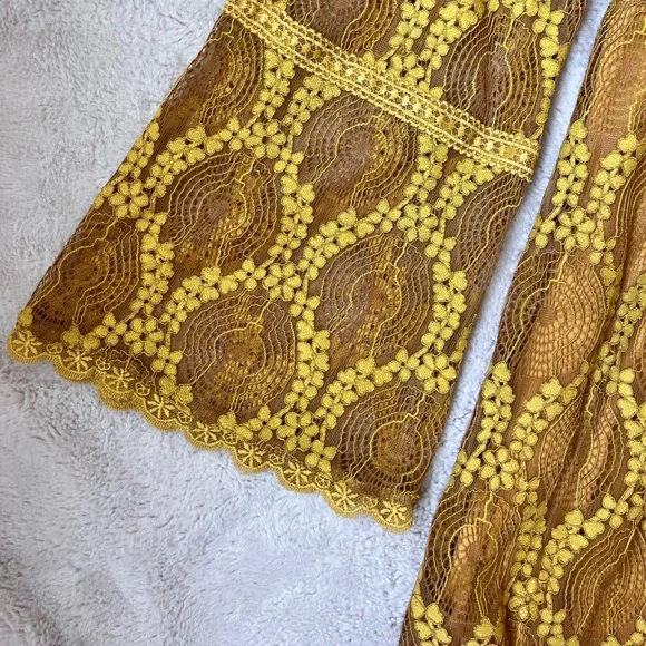 NWT Xhilaration Yellow Gold Lace Dress Women Size Medium - Picture 5 of 9